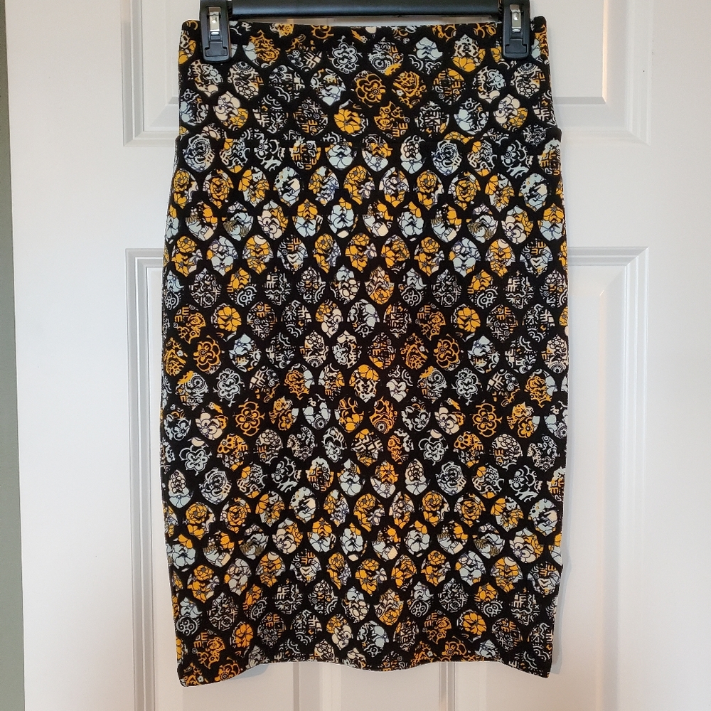 LuLaRoe Cassie Pencil Skirt